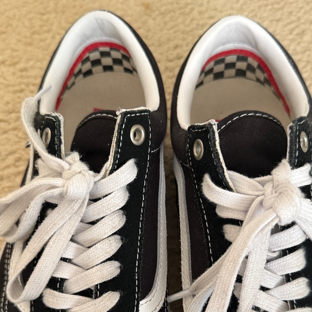 Vans Black and White Sneakers - Picture 4 of 10